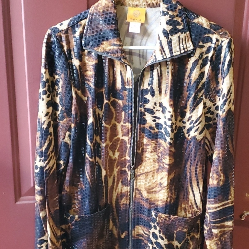Ruby Rd animal print sequined full zip jacket size 6 front pockets